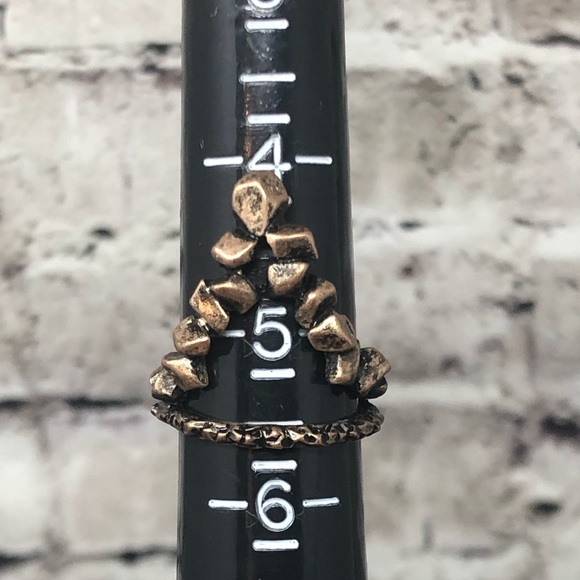 NEW Ethnic V-Shaped Nugget Bronze-tone Ring - Picture 5 of 6